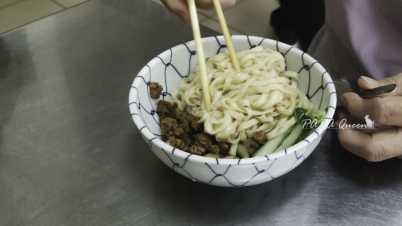 豐原|素食 素味魔麵-豐原市場內的知名麵館,連肉食者都會大讚台式小吃料理