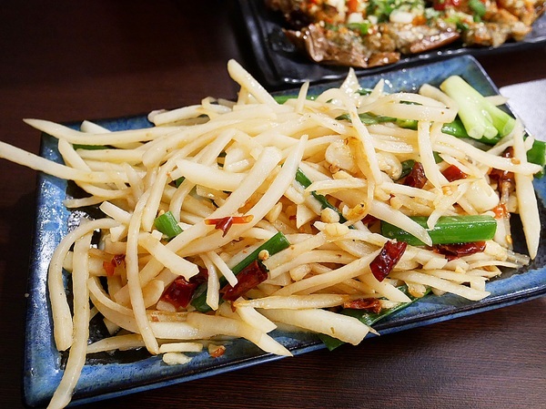 小魚兒重慶碳烤烤魚:小魚兒重慶碳烤烤魚-台南烤魚 超道地重慶辣魚 不用遠征也能品嘗到經典味