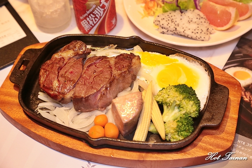 【高雄美食】駁二藝術特區旁的精緻排餐料理，Buffet398元起就可以吃到飽：城市商旅真愛館魅麗海餐廳 - 熱血玩台南。跳躍新世界