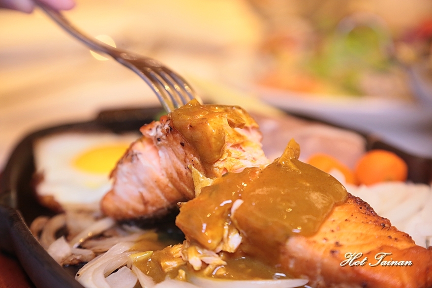 【高雄美食】駁二藝術特區旁的精緻排餐料理，Buffet398元起就可以吃到飽：城市商旅真愛館魅麗海餐廳 - 熱血玩台南。跳躍新世界