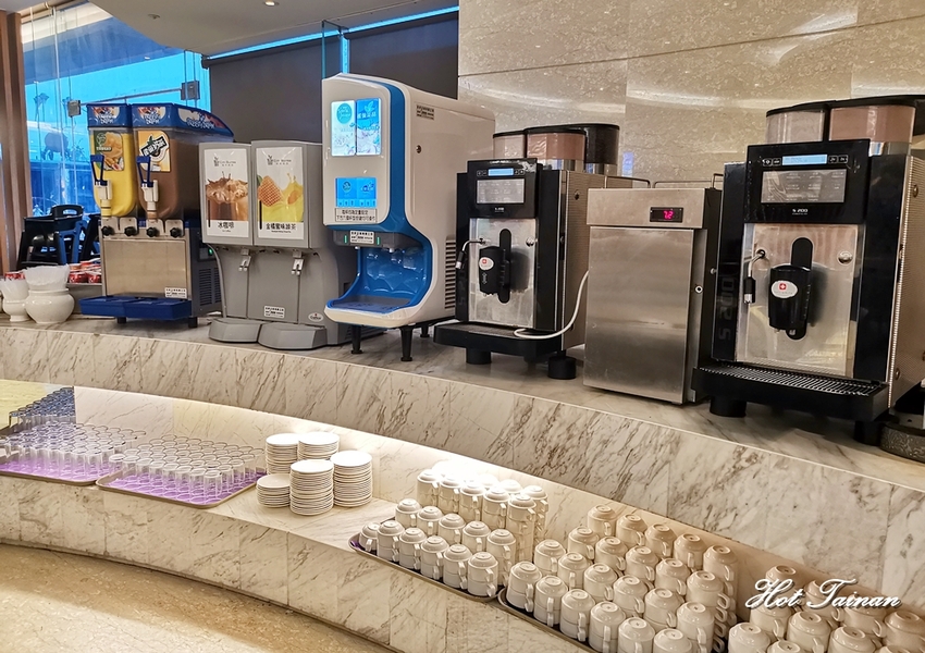 【高雄美食】駁二藝術特區旁的精緻排餐料理，Buffet398元起就可以吃到飽：城市商旅真愛館魅麗海餐廳 - 熱血玩台南。跳躍新世界