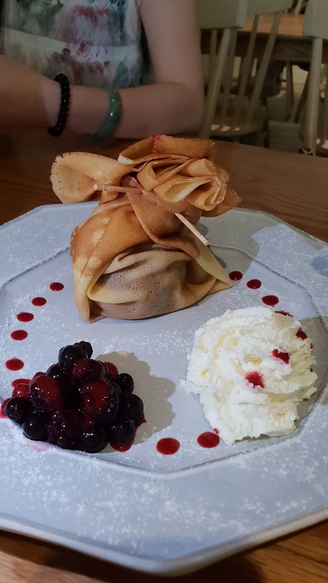 126750.jpg - 【花蓮】火車站美食推薦。法國帥哥主廚OH LA LA法式甜鹹薄餅+鹹食家常菜