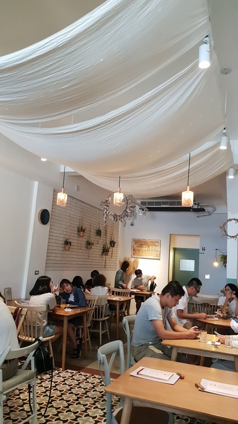 126775.jpg - 【花蓮】火車站美食推薦。法國帥哥主廚OH LA LA法式甜鹹薄餅+鹹食家常菜