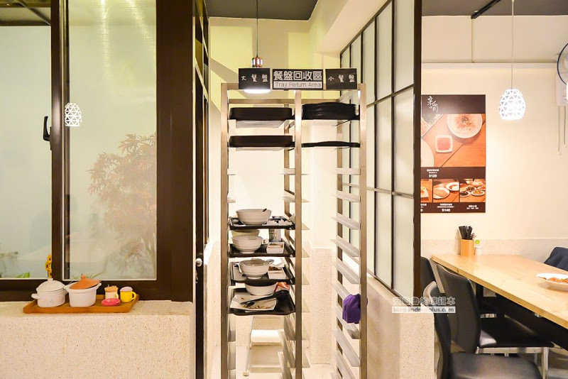 桌嚼餐廳吳興店-用餐空間寬敞舒適的平價小吃店,信義區麻辣 ,咖哩,越式米線料理