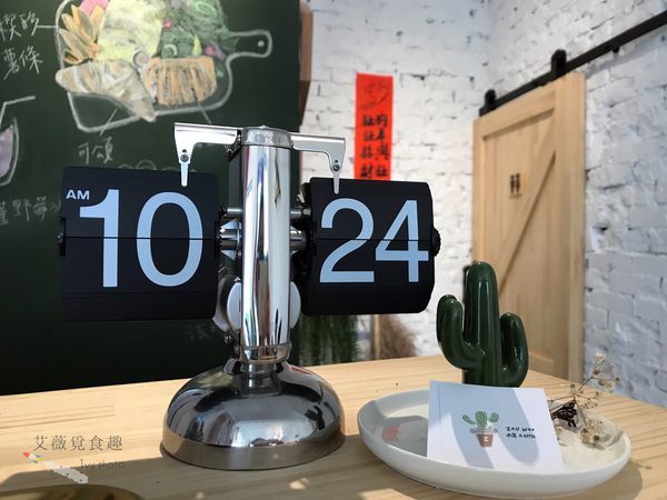 肉窩咖啡 zoo woo