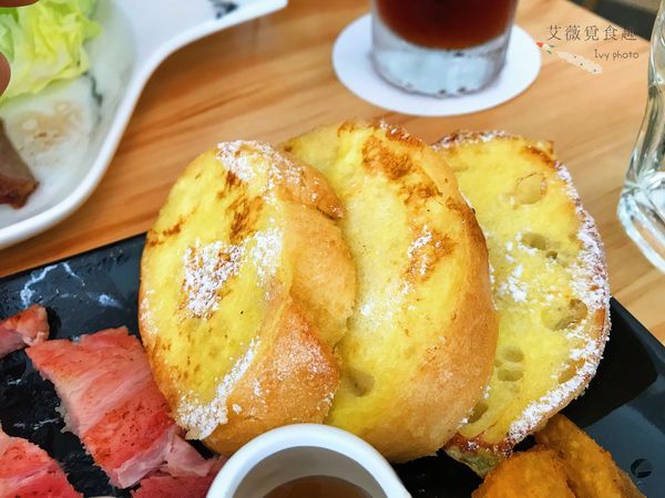 肉窩咖啡 zoo woo