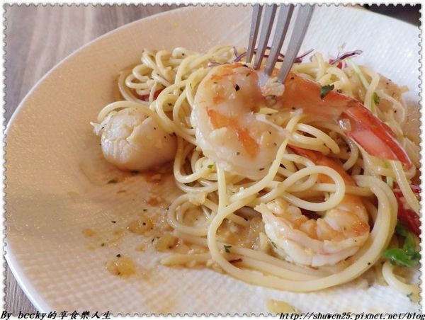 <捷運北投站>北投餐酒館推薦/北投義大利麵推薦/北投美食推薦/餐酒館/捷運北投站/義式料理/期間限定料理/VIVACE義式餐酒館