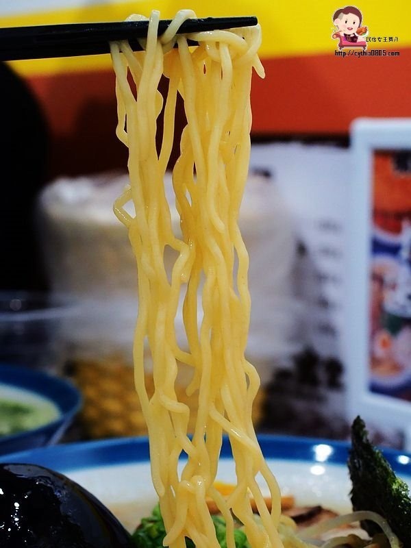 桃園中壢美食-桃猿食堂-獨特的Lamigo棒球主題餐廳,球迷們high翻天,拉麵真的夠味好吃 (邀約) @民宿女王芽月-美食.旅遊.全台趴趴走