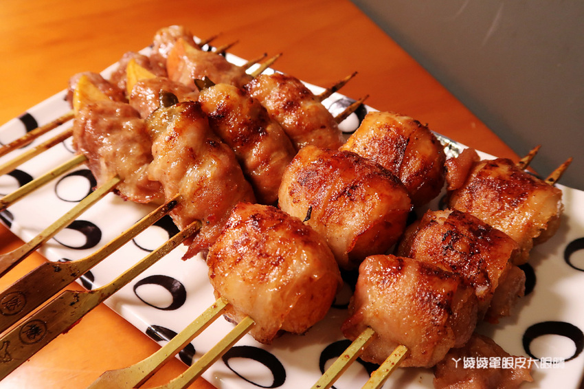 新竹平價串燒！來自嘉義的燃手串新竹北門店，城隍廟附近美食推薦，營業到凌晨