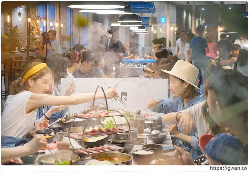 六月龍蝦價格大崩盤！台中最便宜的雙龍套餐，吃一次現賺三百