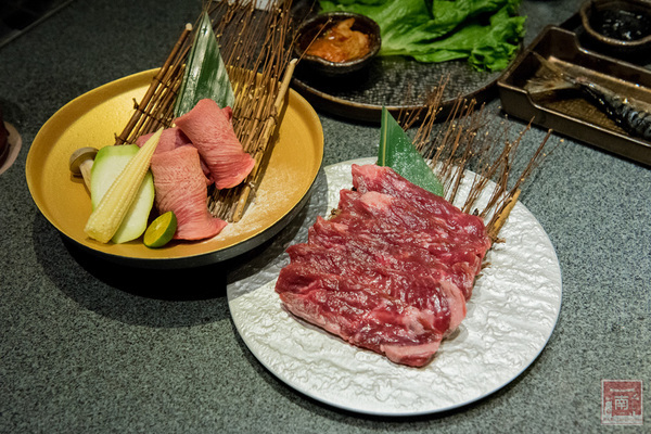 碳佐麻里高雄時代店(高雄時代店):【高雄美食】全亞洲最美的燒肉店|碳佐麻里時代園區|近捷運站近百貨~碳佐麻里高雄時代店 碳佐麻里高雄時代店(高雄時代店):【高雄美食】全亞洲最美的燒肉店|碳佐麻里時代園區|近捷運站近百貨~碳佐麻里高雄時代店