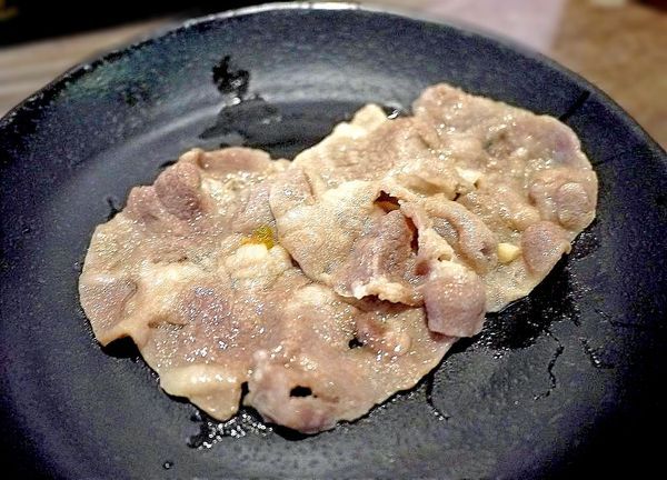 米塔石頭火鍋-新店中正店:‖新店火鍋推薦‖ 米塔石頭火鍋 小無敵海陸鍋 經濟又實惠 / 令人好滿足