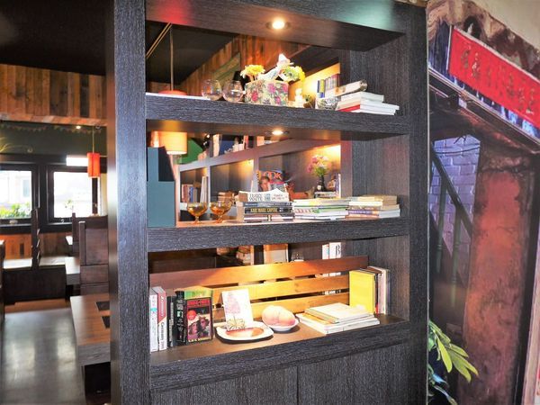 米塔石頭火鍋-新店中正店:‖新店火鍋推薦‖ 米塔石頭火鍋 小無敵海陸鍋 經濟又實惠 / 令人好滿足