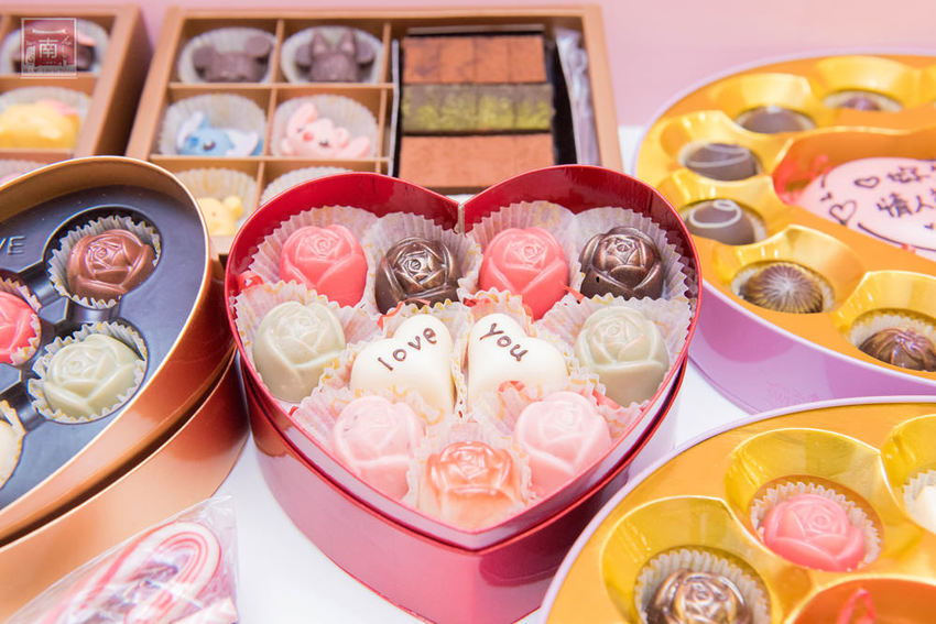 【台南美食】招牌生巧克力｜酒香酒漬微醺口感｜迪士尼.Kitty.口紅造型巧克力｜手作巧克力~~華侖婷娜手工巧克力 - 南人幫