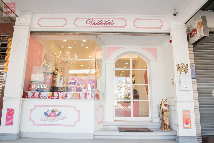 【台南美食】招牌生巧克力｜酒香酒漬微醺口感｜迪士尼.Kitty.口紅造型巧克力｜手作巧克力~~華侖婷娜手工巧克力 - 南人幫