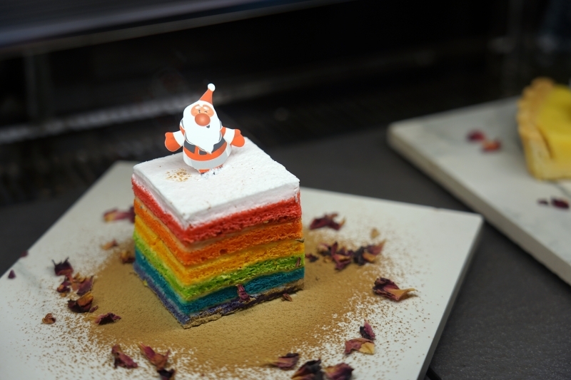 跳躍的宅男 - [台北大安區咖啡廳推薦]Uranium Cafe 鈾咖啡-設計美感悠閒空間  地下室獨立空間如高質感俱樂部 不限時有插座工作咖啡廳 忠孝復興咖啡廳推薦