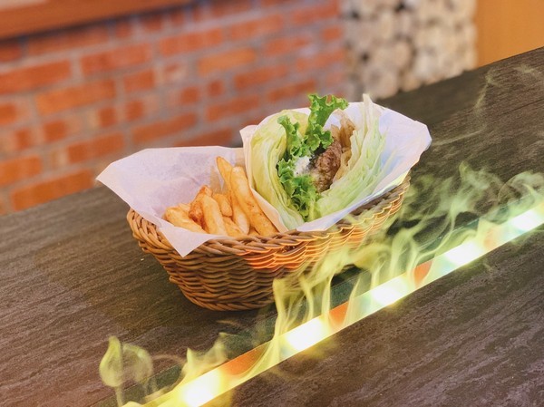 Wagyu Burger：【台北／信義安和】Wagyu Burger-百分百和牛漢堡，滿足你吃肉的慾望！外帶美食／生酮漢堡／大安區漢堡推薦