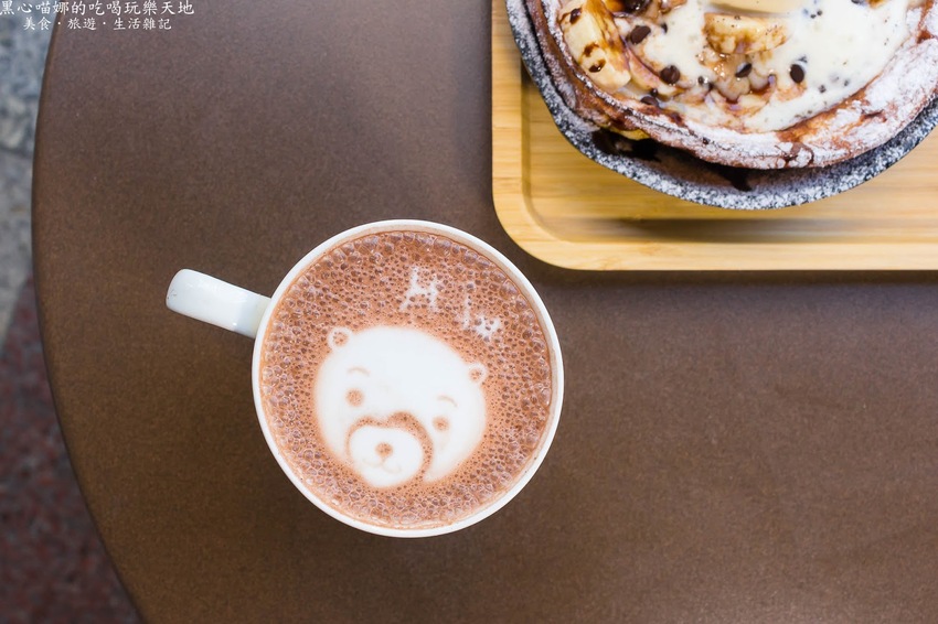 高雄鼓山︱季洋莊園咖啡隨行吧 點一道德式烤派克,沉浸在草莓與咖啡香的優雅時光!Chiyang Coffee(高雄巨蛋店)