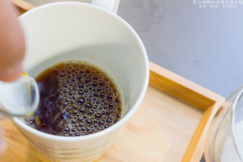 高雄鼓山︱季洋莊園咖啡隨行吧 點一道德式烤派克,沉浸在草莓與咖啡香的優雅時光!Chiyang Coffee(高雄巨蛋店)