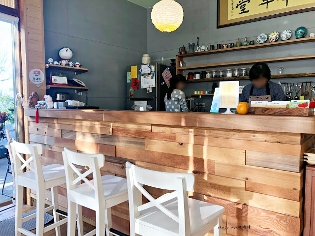 【苗栗 銅鑼】雙峰草堂💚💚💚來銅鑼賞炮杖花、吃銅鑼燒,浪漫木屋內販售著一個個手工銅鑼燒,近銅鑼環保公園👍