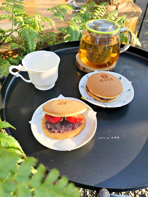 【苗栗 銅鑼】雙峰草堂💚💚💚來銅鑼賞炮杖花、吃銅鑼燒,浪漫木屋內販售著一個個手工銅鑼燒,近銅鑼環保公園👍