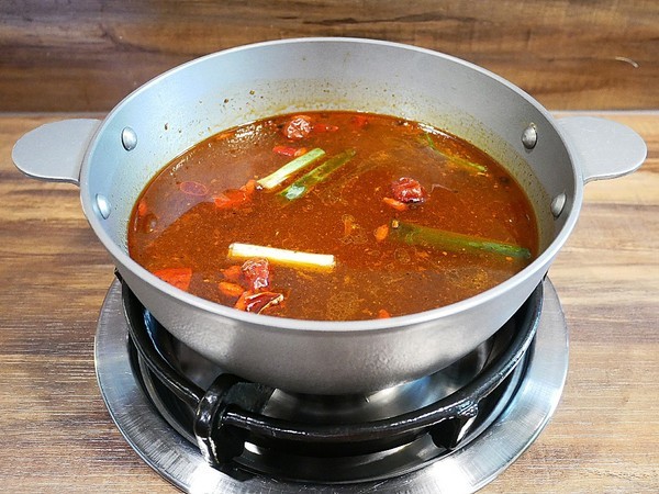 沐喜鍋物食堂：沐喜鍋物食堂-台中北屯區火鍋  蝴蝶橋旁精緻鍋物  近大坑  好適合爬完山立刻來補充熱量