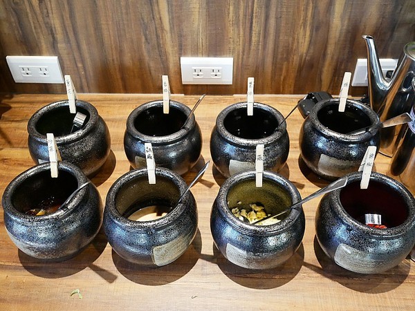 沐喜鍋物食堂：沐喜鍋物食堂-台中北屯區火鍋  蝴蝶橋旁精緻鍋物  近大坑  好適合爬完山立刻來補充熱量