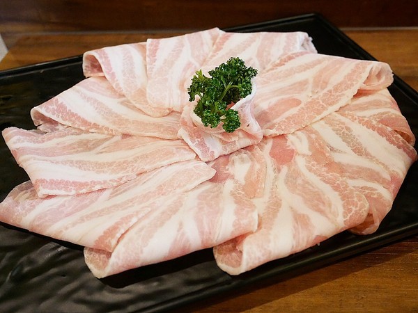 沐喜鍋物食堂：沐喜鍋物食堂-台中北屯區火鍋  蝴蝶橋旁精緻鍋物  近大坑  好適合爬完山立刻來補充熱量