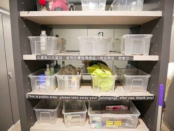 台灣青旅膠囊旅店:台灣青旅膠囊旅店-台北車站附近膠囊旅店 近M8出口 覓食、購物、交通都方便 安靜且舒適的空間 讓我不想回家了