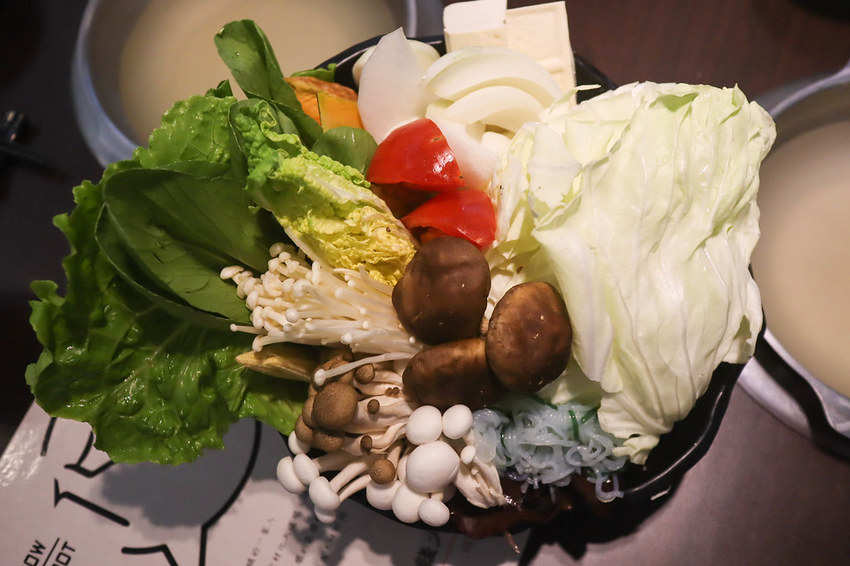化饈火鍋《原肉、海鮮、時蔬 專賣》 (23)