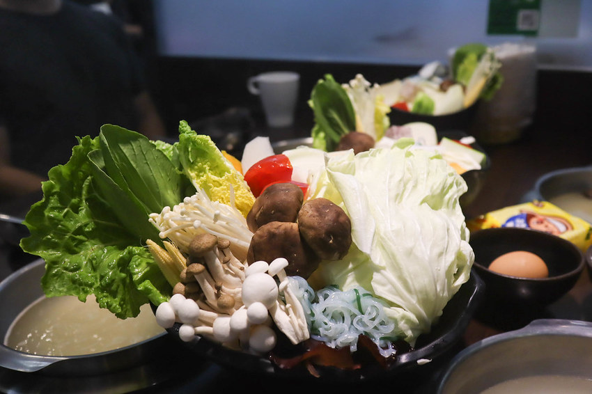 化饈火鍋《原肉、海鮮、時蔬 專賣》 (27)