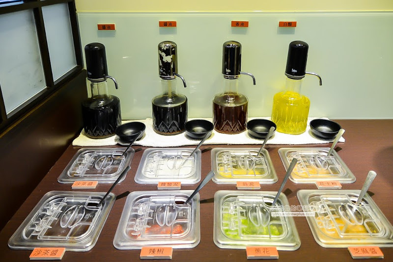 化饈火鍋-黃金龍蝦領軍的化饈蝦拼套餐,府中站火鍋