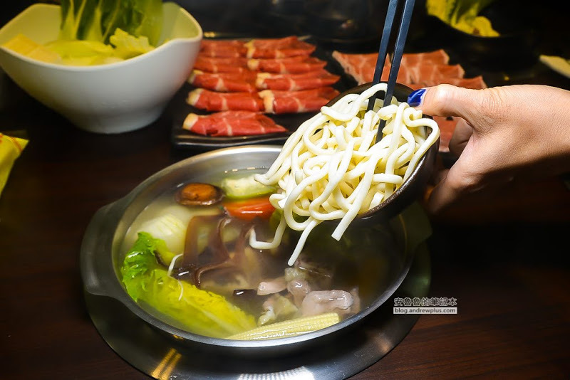 化饈火鍋-黃金龍蝦領軍的化饈蝦拼套餐,府中站火鍋