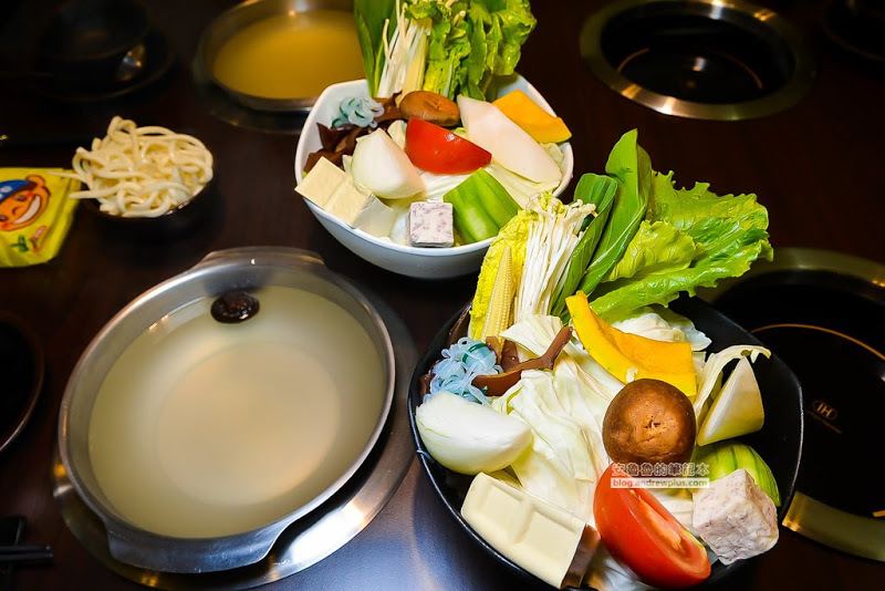 化饈火鍋-黃金龍蝦領軍的化饈蝦拼套餐,府中站火鍋