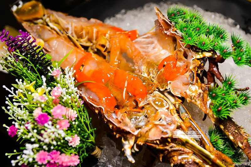 化饈火鍋-黃金龍蝦領軍的化饈蝦拼套餐,府中站火鍋