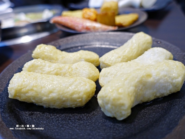 化饈火鍋《原肉、海鮮、時蔬 專賣》：【板橋火鍋】化饈火鍋 主打天然原味新鮮高檔食材 卻擁有平價美味鍋物的頂級享受 原肉/海鮮/時蔬專賣 文末抽獎