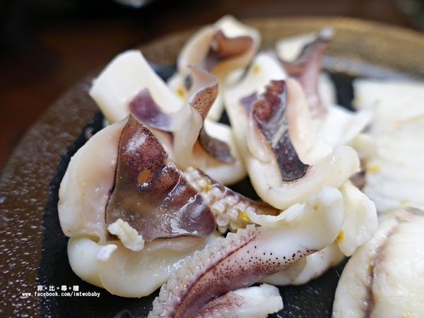 化饈火鍋《原肉、海鮮、時蔬 專賣》：【板橋火鍋】化饈火鍋 主打天然原味新鮮高檔食材 卻擁有平價美味鍋物的頂級享受 原肉/海鮮/時蔬專賣 文末抽獎