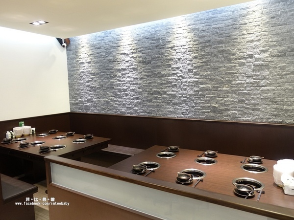 化饈火鍋《原肉、海鮮、時蔬 專賣》：【板橋火鍋】化饈火鍋 主打天然原味新鮮高檔食材 卻擁有平價美味鍋物的頂級享受 原肉/海鮮/時蔬專賣 文末抽獎