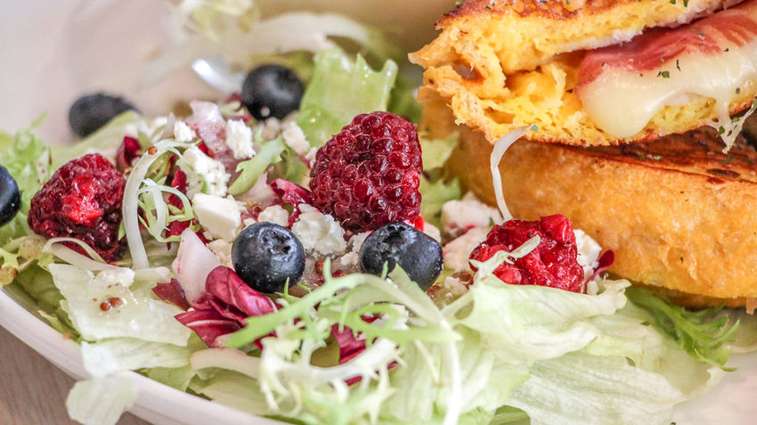 台中悟棲，Ivorish法式吐司專賣店~日本九州美食進駐三井Outlet。 - 微笑Joe幸運