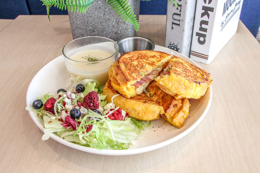 台中悟棲，Ivorish法式吐司專賣店~日本九州美食進駐三井Outlet。 - 微笑Joe幸運