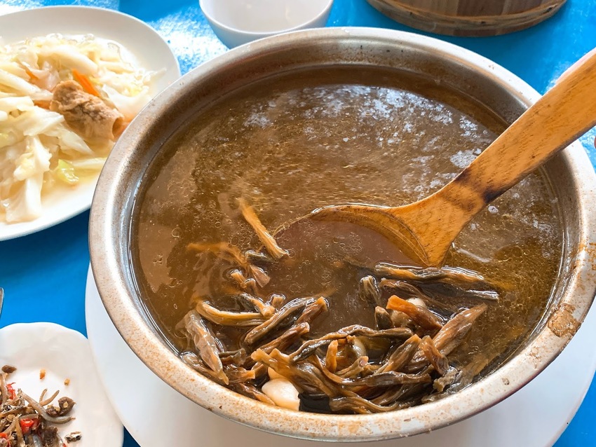 【苑裡火車站】台中大甲李安妮農場／向日葵🌻｜品嚐道地農場美食🍗、DIY芋頭酥