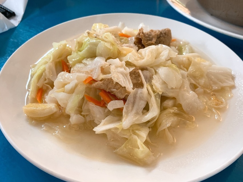 【苑裡火車站】台中大甲李安妮農場／向日葵🌻｜品嚐道地農場美食🍗、DIY芋頭酥