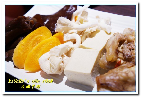 大鍋羊肉吃到飽:台中忠孝路羊肉爐.硬是不怕你吃的美味羊肉吃到飽──大鍋羊肉