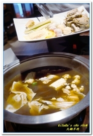 大鍋羊肉吃到飽:台中忠孝路羊肉爐.硬是不怕你吃的美味羊肉吃到飽──大鍋羊肉