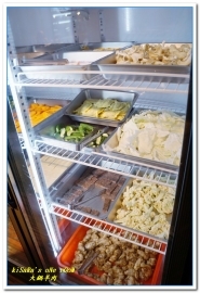 大鍋羊肉吃到飽:台中忠孝路羊肉爐.硬是不怕你吃的美味羊肉吃到飽──大鍋羊肉