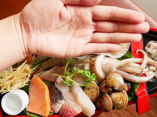 極尚品麻辣涮涮鍋(尚品迷你麻辣涮涮鍋):極尚品麻辣涮涮鍋-台北北投涮涮鍋 士林尚品火鍋新風貌 豪華海陸雙拼最實惠