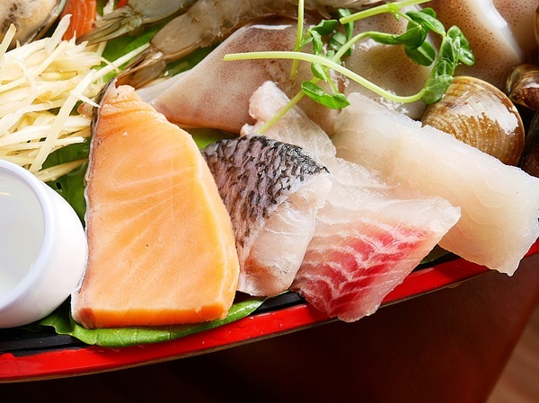 極尚品麻辣涮涮鍋(尚品迷你麻辣涮涮鍋):極尚品麻辣涮涮鍋-台北北投涮涮鍋 士林尚品火鍋新風貌 豪華海陸雙拼最實惠