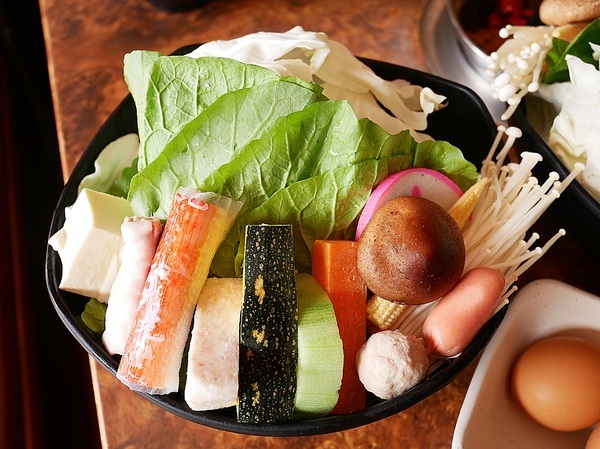 極尚品麻辣涮涮鍋(尚品迷你麻辣涮涮鍋):極尚品麻辣涮涮鍋-台北北投涮涮鍋 士林尚品火鍋新風貌 豪華海陸雙拼最實惠