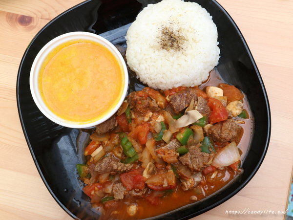 Cafe Abby D 艾比早午餐：台中美食│Cafe Abby D艾比早午餐〃道地土耳其風味早餐在台中也吃的到！道道讓人驚艷，還有好吃甜點及咖啡～