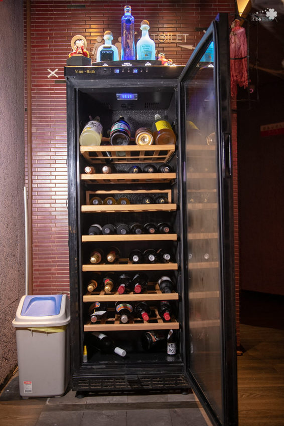 台北酒吧推薦》轉角酒吧La Esquina - 中山區超人氣BAR 華麗調酒微醺之樂 - 時空幻境 凌雲江海清